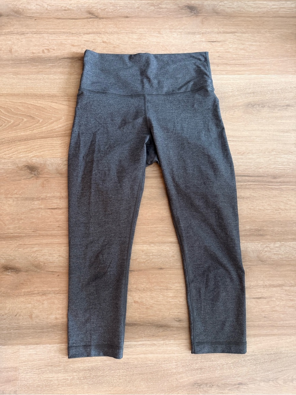 lululemon Wunder Under High-Rise
Crop 21" *Full-On Luxtreme
